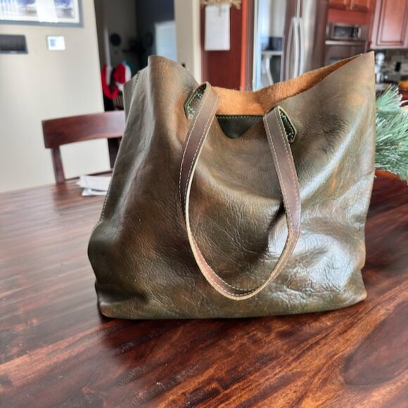 Floto Italian Leather Tote Green Patina Made in Tuscany - Picture 9 of 13